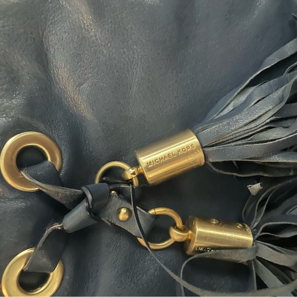 Michael Kors, leather handbag - Picture 5 of 8